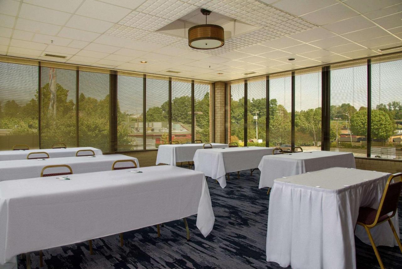 Quality Inn Lewisburg Εξωτερικό φωτογραφία