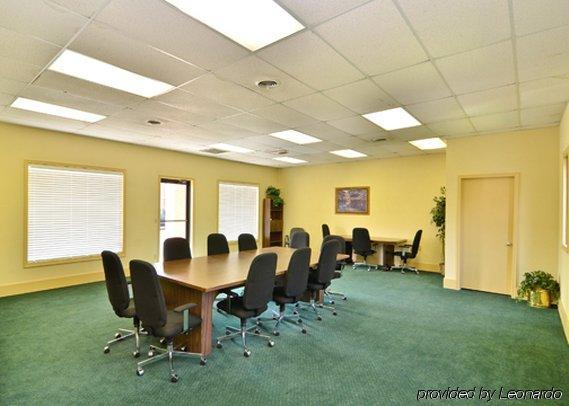 Quality Inn Lewisburg Επιχειρήσεις φωτογραφία