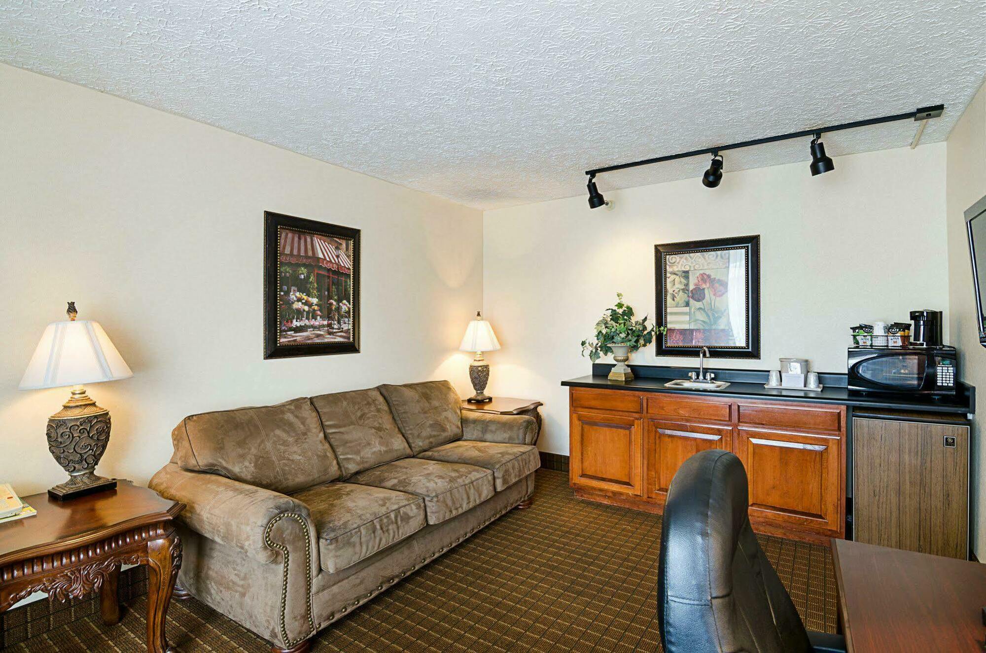 Quality Inn Lewisburg Εξωτερικό φωτογραφία
